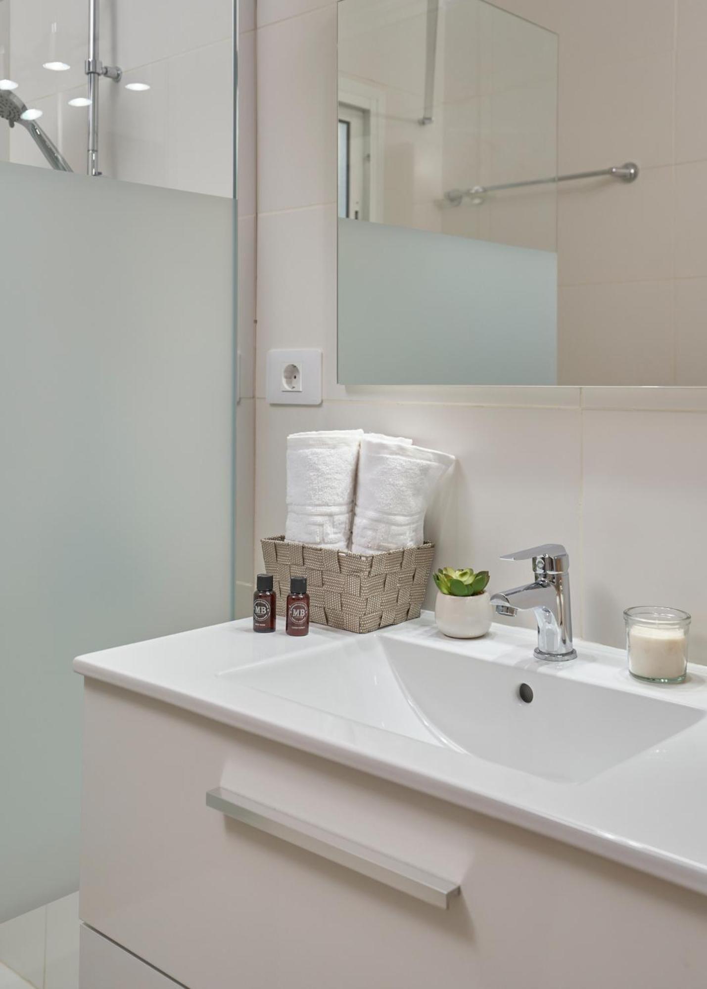 Timon Suites San Agustin Ngoại thất bức ảnh
